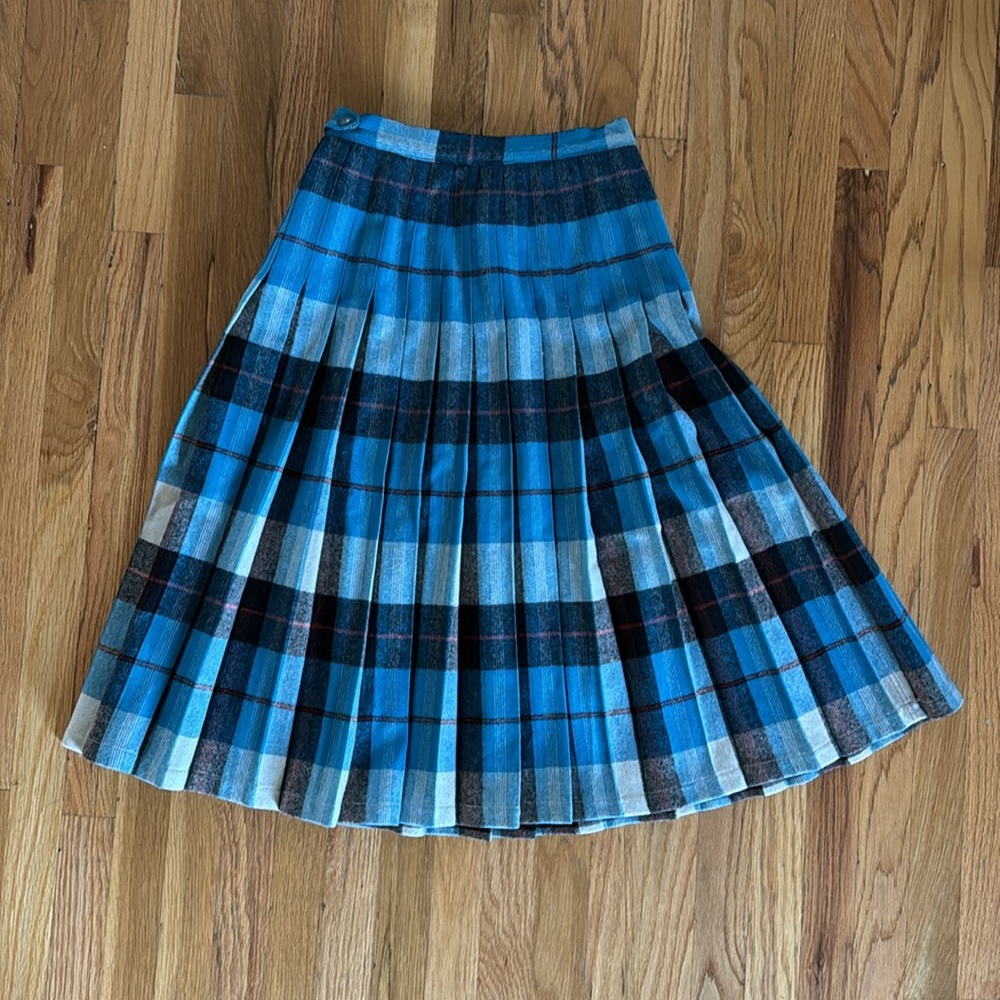 Vintage Pleated Plaid Wool Skirt